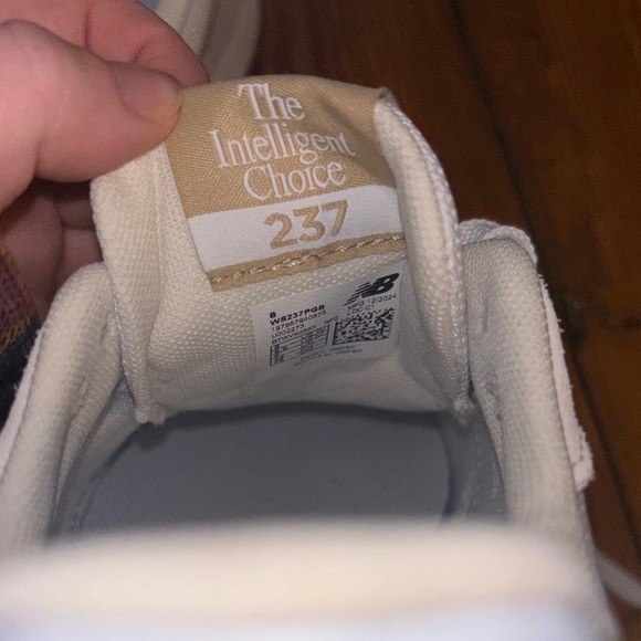 New Balance Women's Cream and White Sneakers - Picture 3 of 6